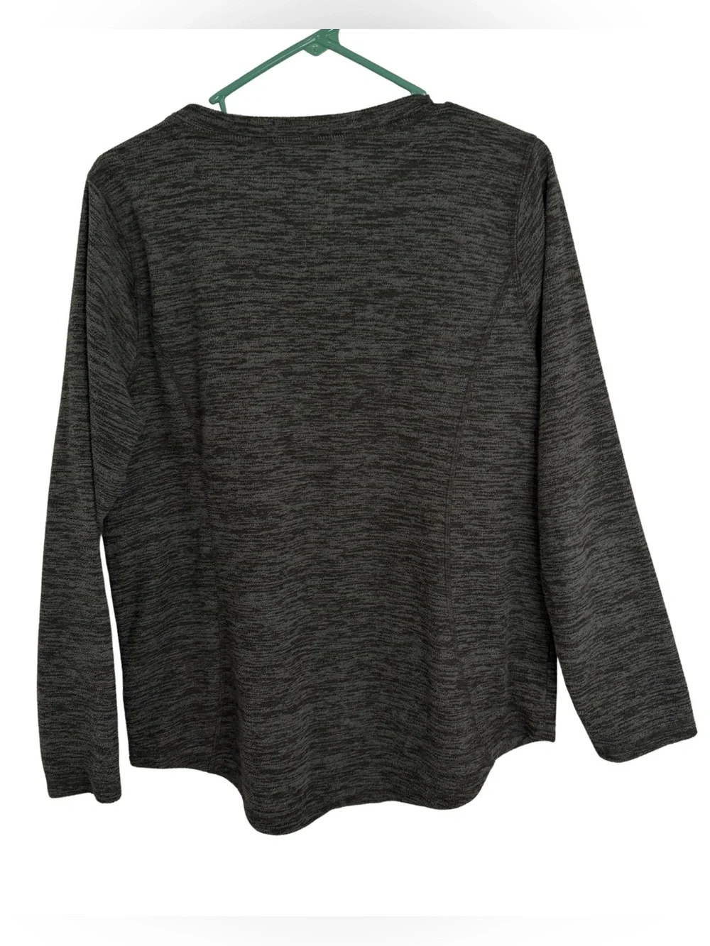 Made For Life Black & Gray Long Sleeve V Neck Fleece Top Size Medium